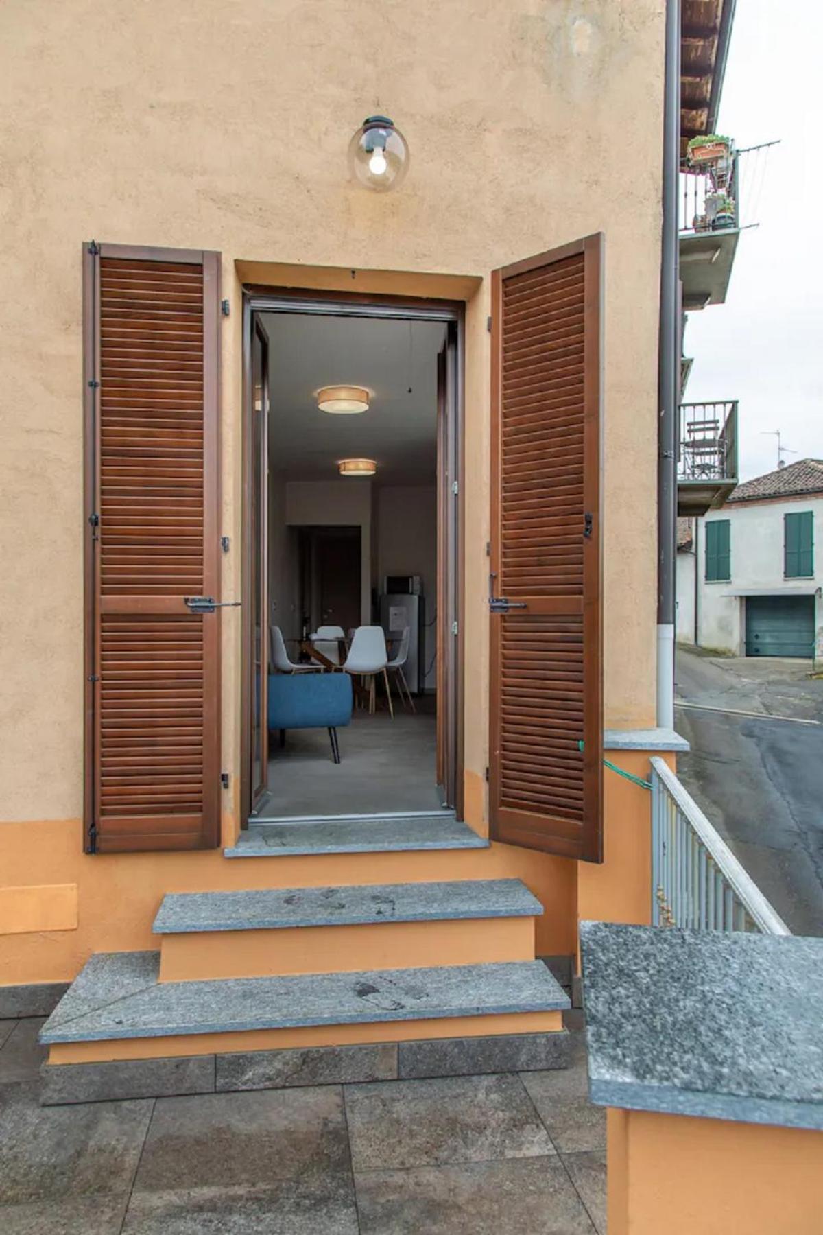 הוילה Portacomaro Casa Graziella- La Terrazza מראה חיצוני תמונה